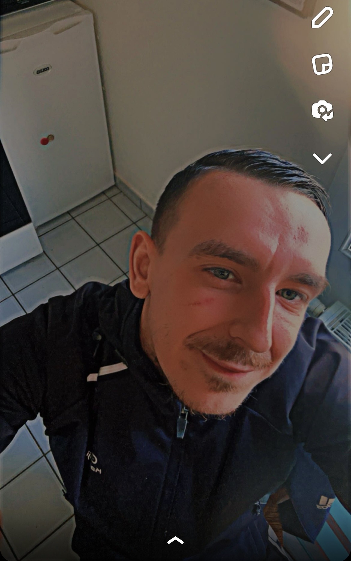 Profil de Amedeo, 28 ans, baise suisse à Hirzel