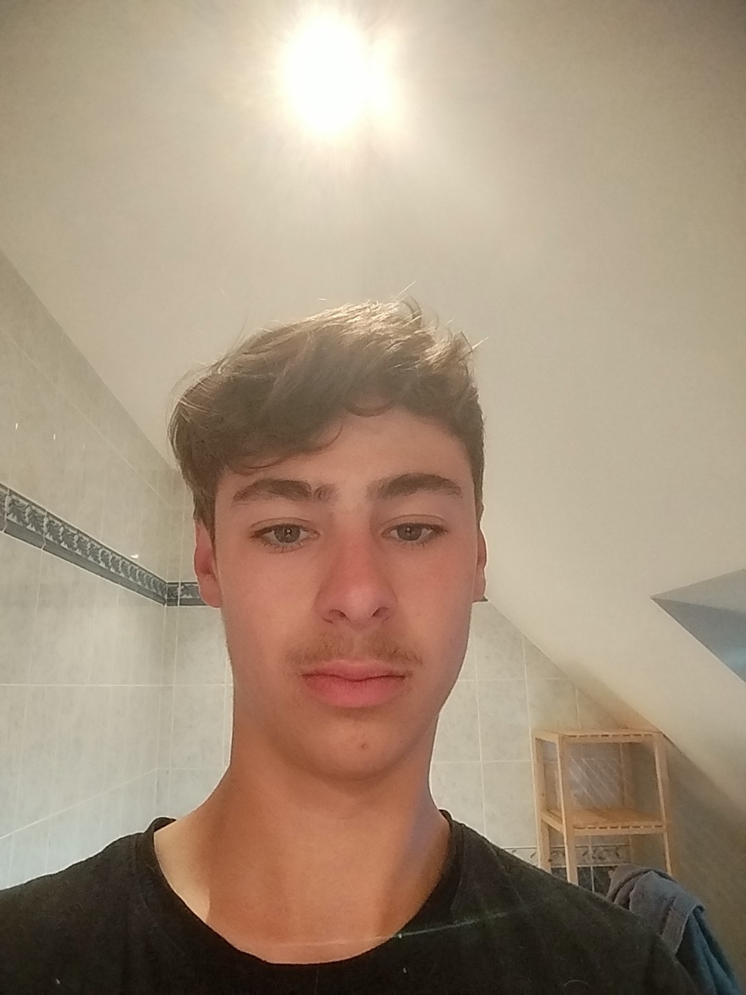 Profil de Azad, 21 ans, baise suisse à Stetten AG