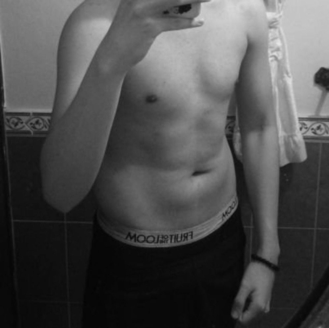 Profil de Dove, 24 ans, baise suisse à Furna