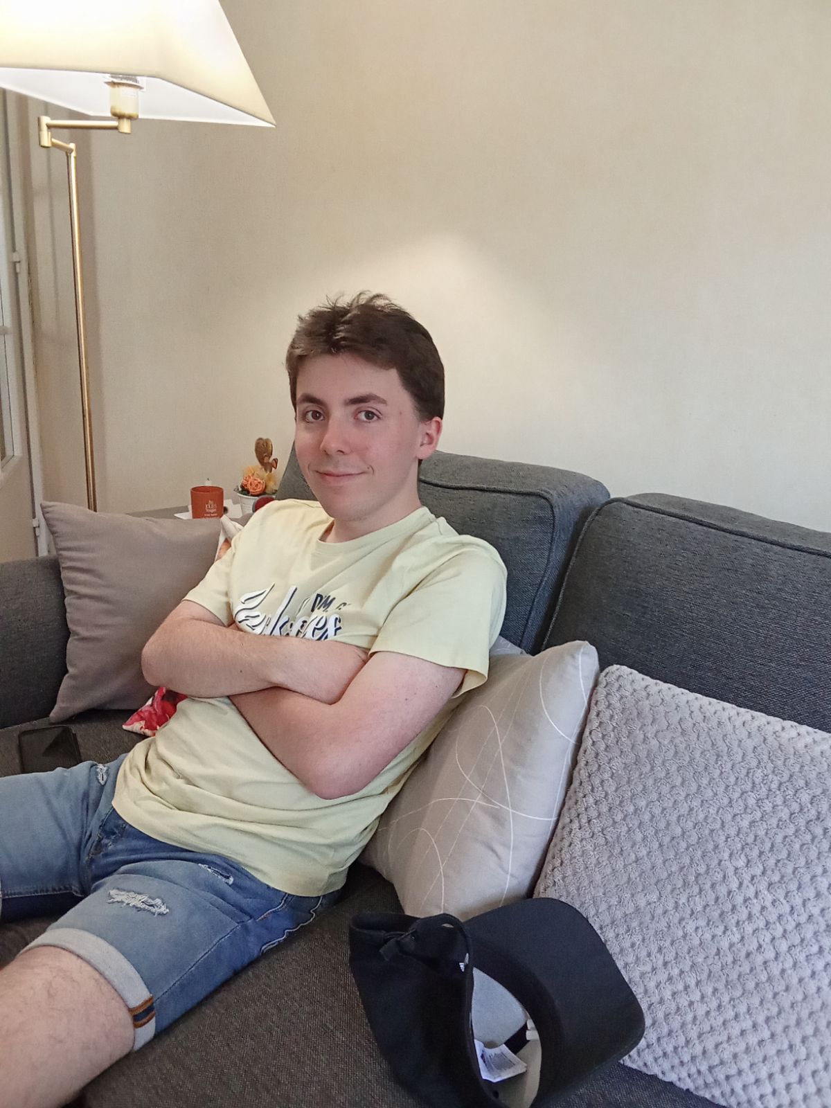 Profil de Laouenan, 19 ans, baise suisse à Oensingen