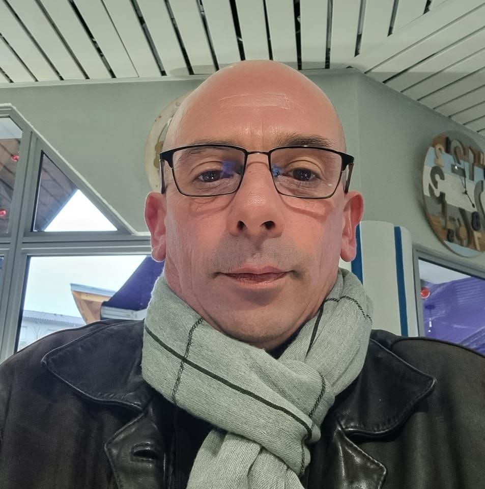 Profil de Vedat, 48 ans, baise suisse à Cimo
