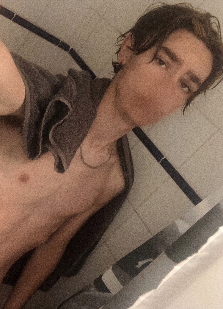 Profil de Djordan, 19 ans, baise suisse à Castrisch