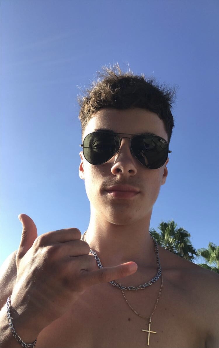 Profil de Sullivan, 21 ans, baise suisse à Geuensee
