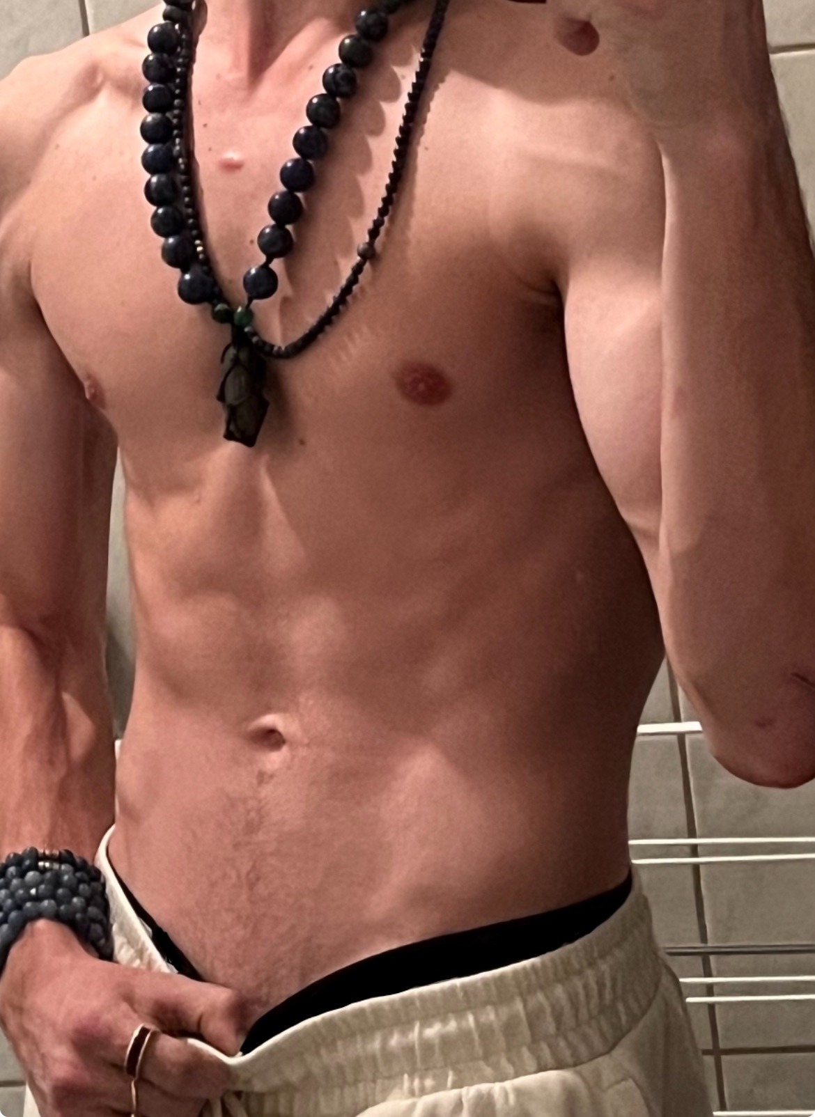 Profil de Gauderique, 21 ans, baise suisse à Mastrils