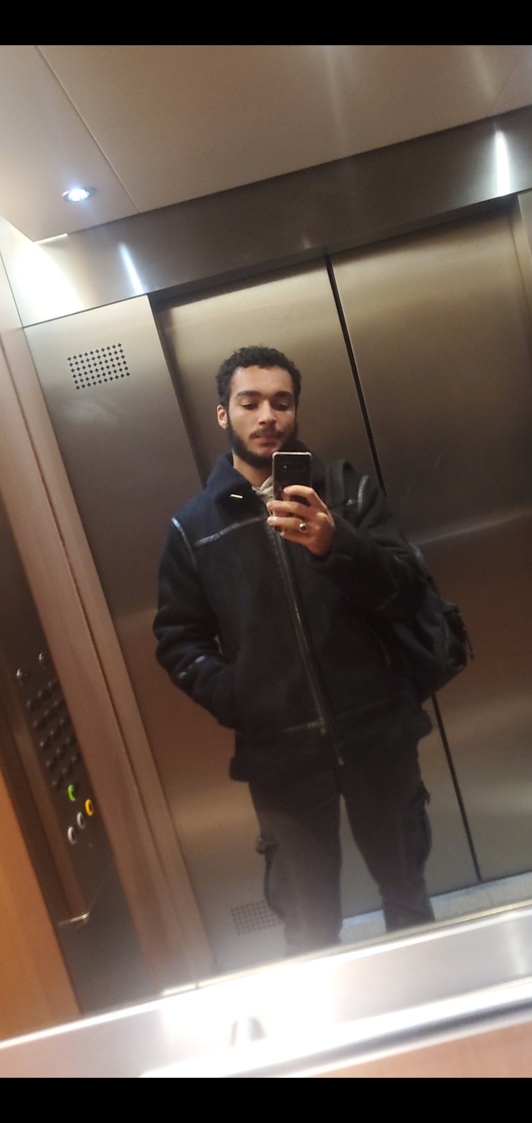 Profil de Kervens, 20 ans, baise suisse à Lamboing