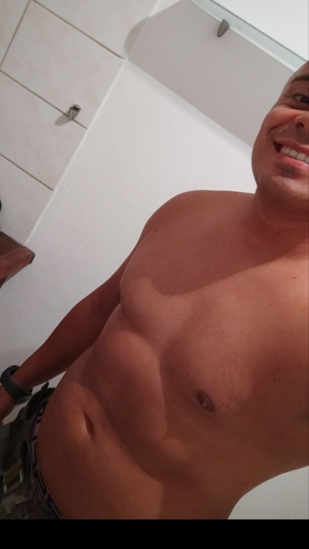 Profil de Mohrad, 31 ans, baise suisse à Gossliwil