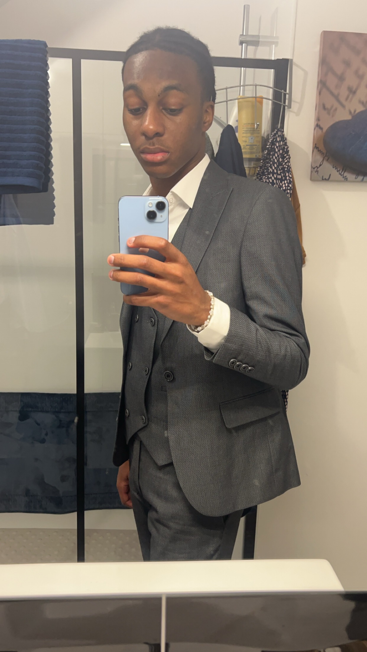 Profil de Jonathann, 18 ans, baise suisse à Les Reussilles
