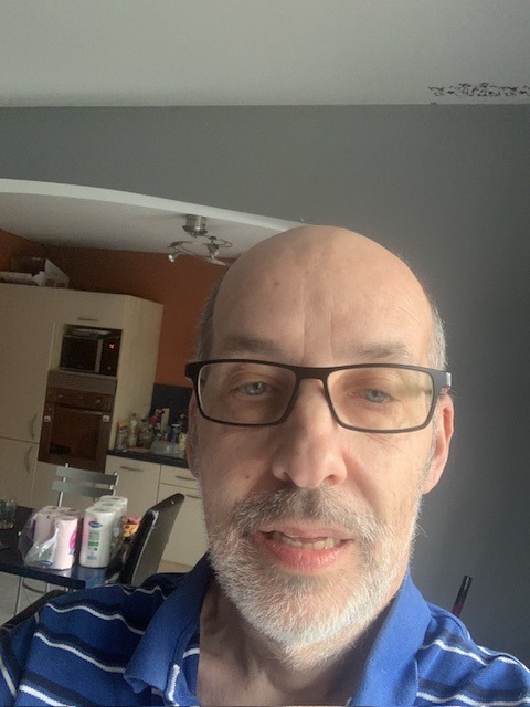Profil de Enzio, 53 ans, baise suisse à Cormoret