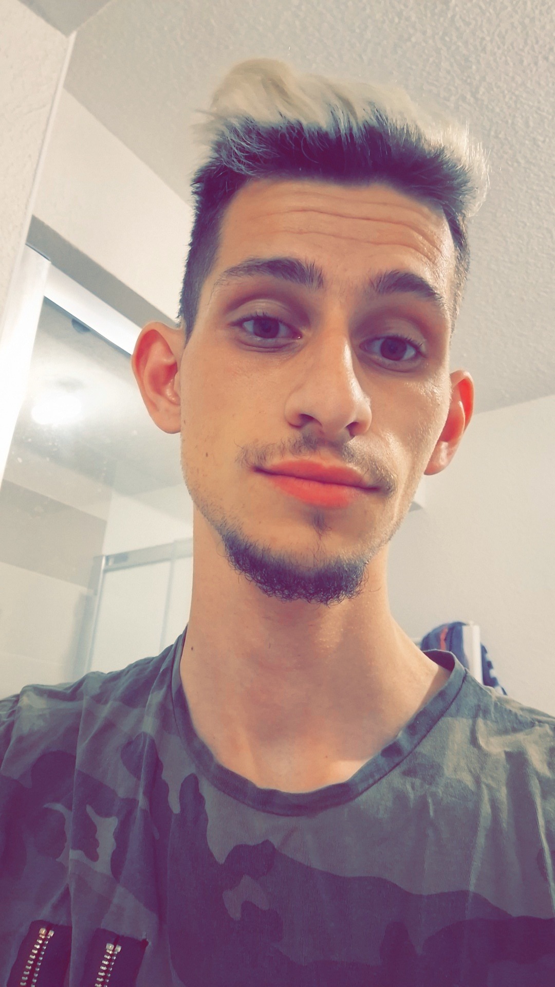 Profil de Yves, 27 ans, baise suisse à Eigenthal