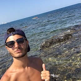 Profil de Bouziane, 20 ans, baise suisse à Castrisch