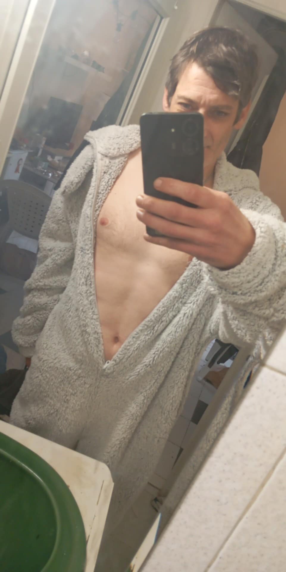 Profil de Djordan, 48 ans, baise suisse à Syens