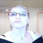 Profil de Aelya, 40 ans, baise suisse à Oey