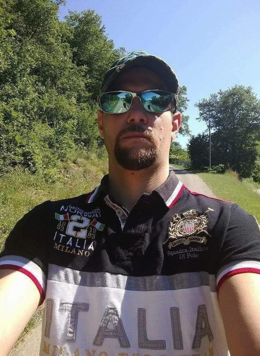 Profil de Aoued, 41 ans, baise suisse à Fretereules