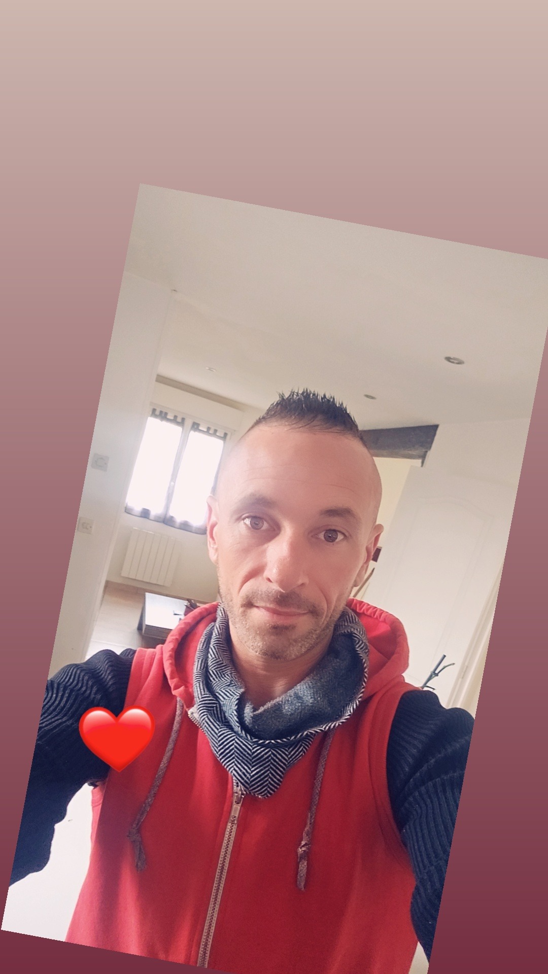 Profil de Ouweis, 37 ans, baise suisse à Pragg-Jenaz