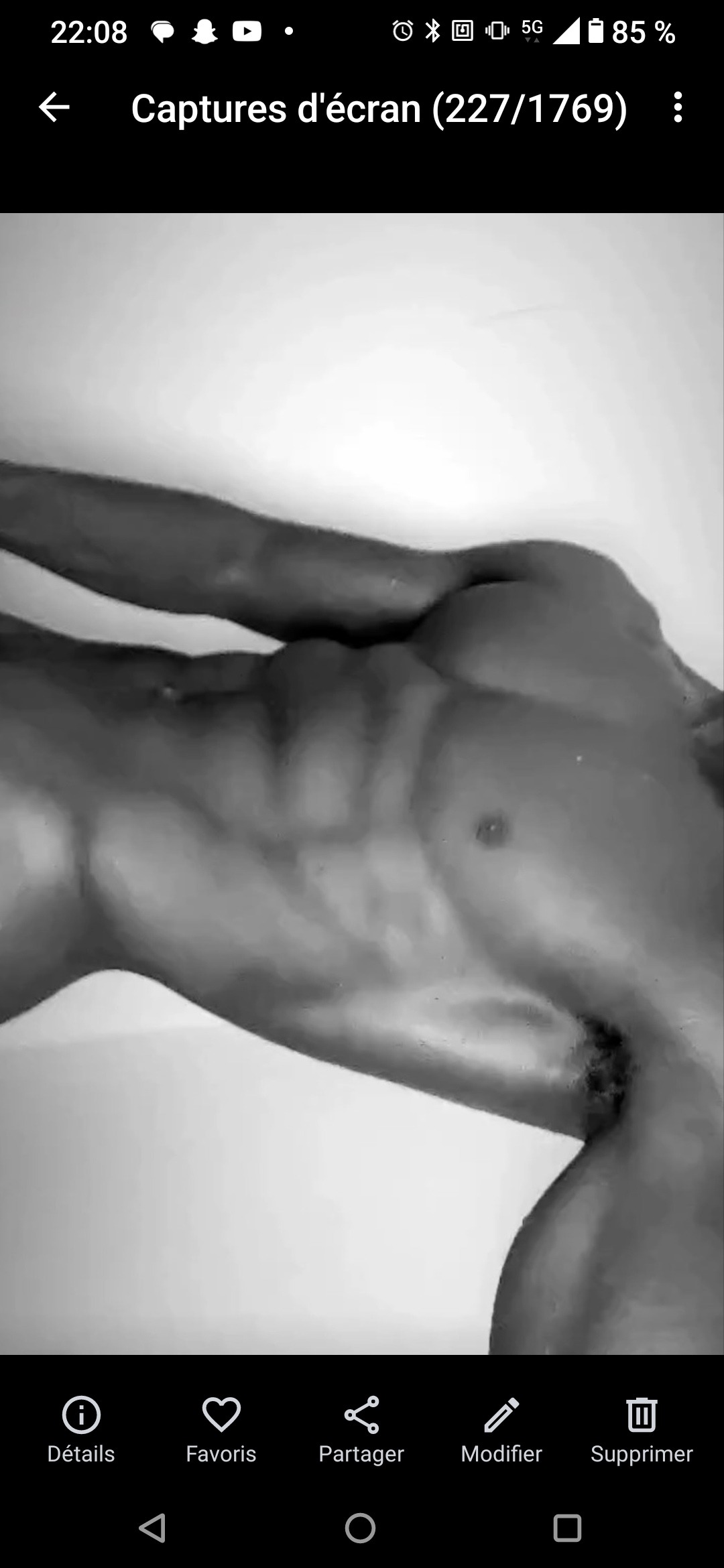 Profil de Aadil, 22 ans, baise suisse à Mogelsberg