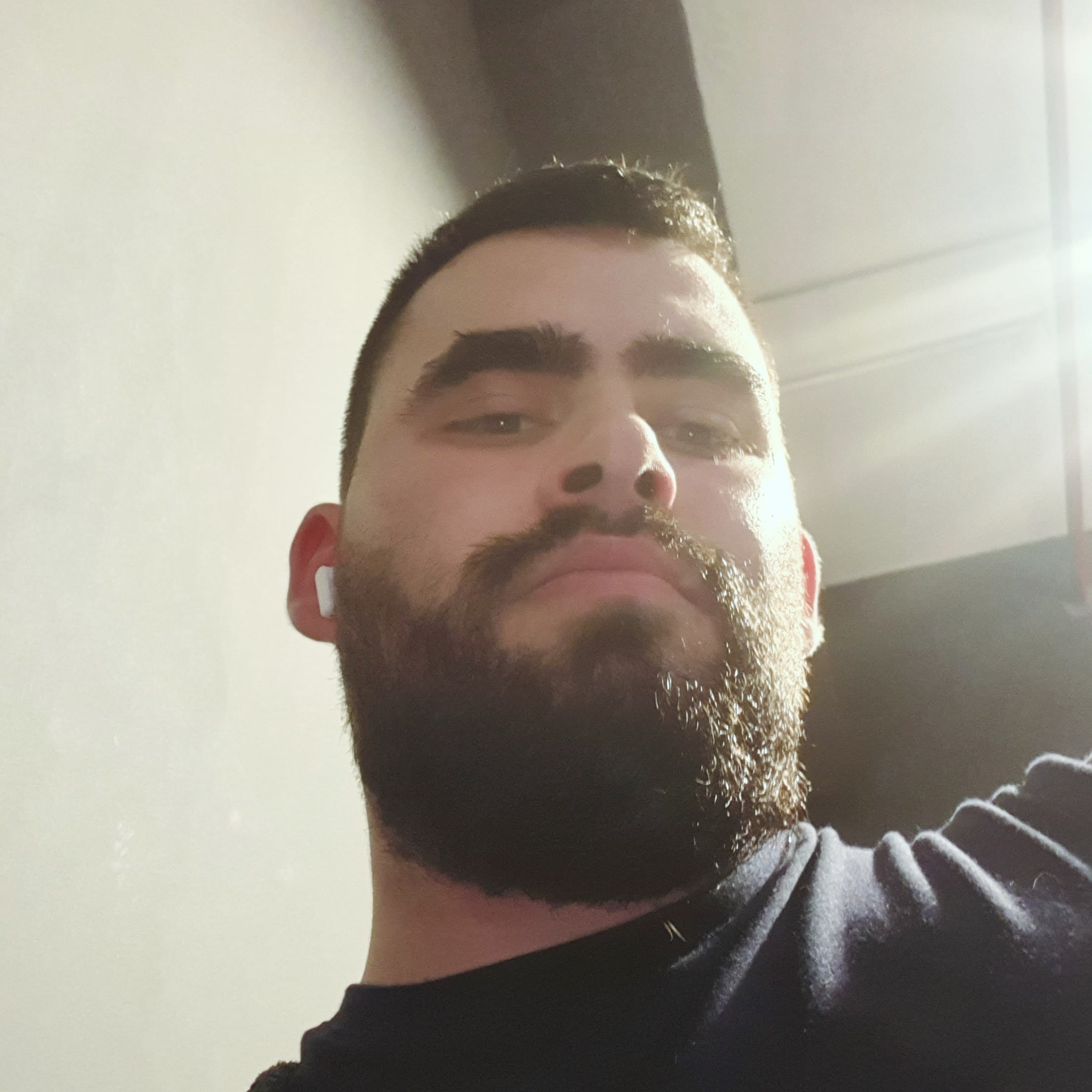 Profil de Reyhane, 27 ans, baise suisse à Duillier