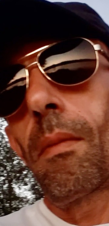 Profil de Djemmel, 49 ans, baise suisse à Champoz