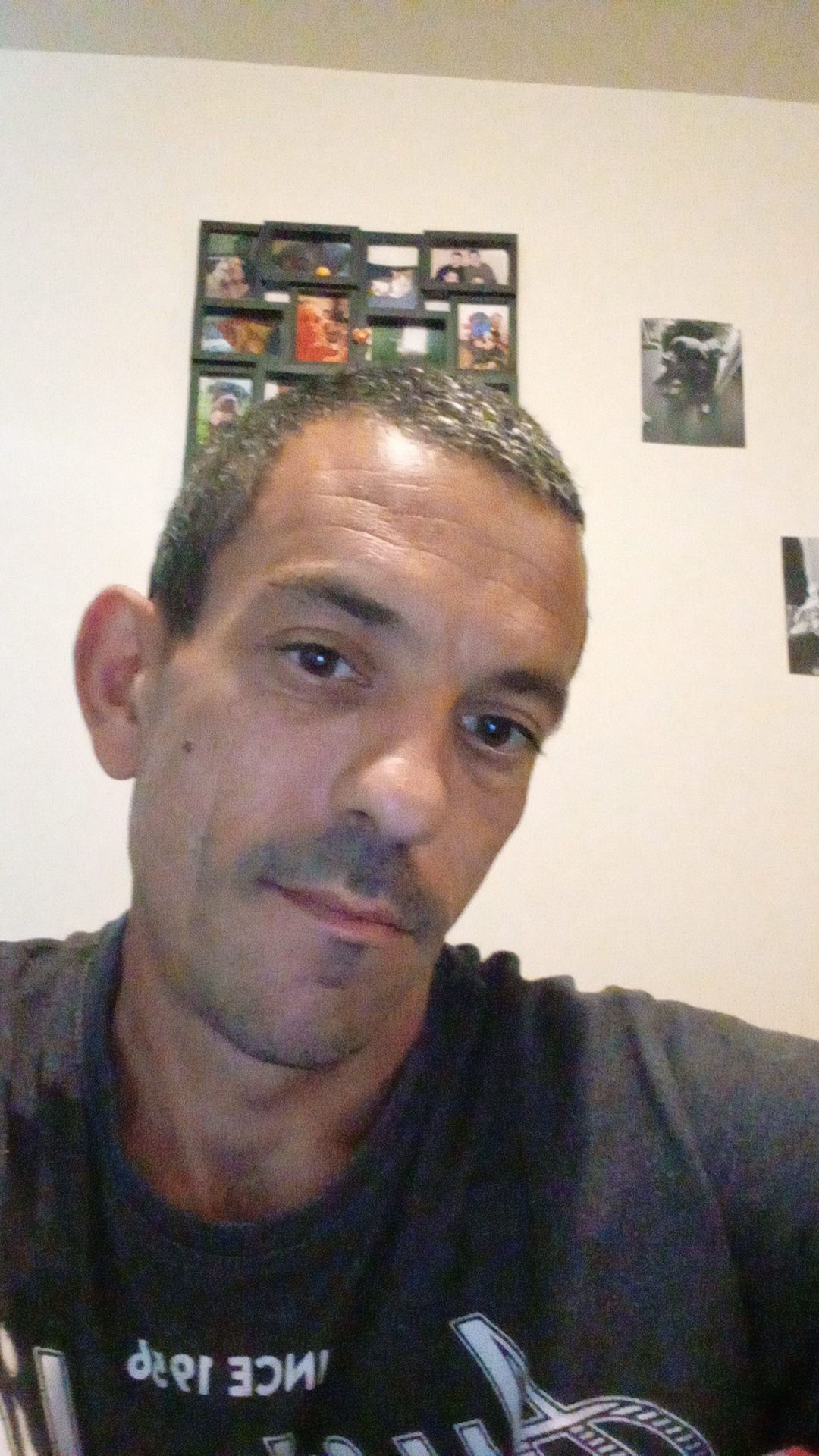 Profil de Lael, 40 ans, baise suisse à Gilly