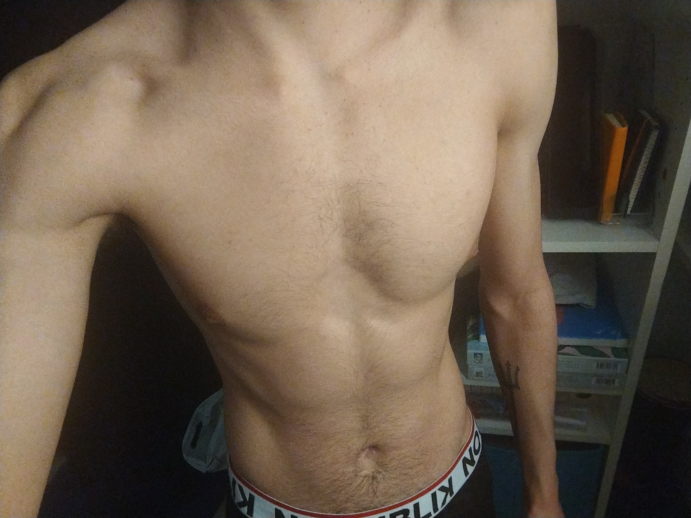 Profil de Ylian, 19 ans, baise suisse à Neuhaus SG