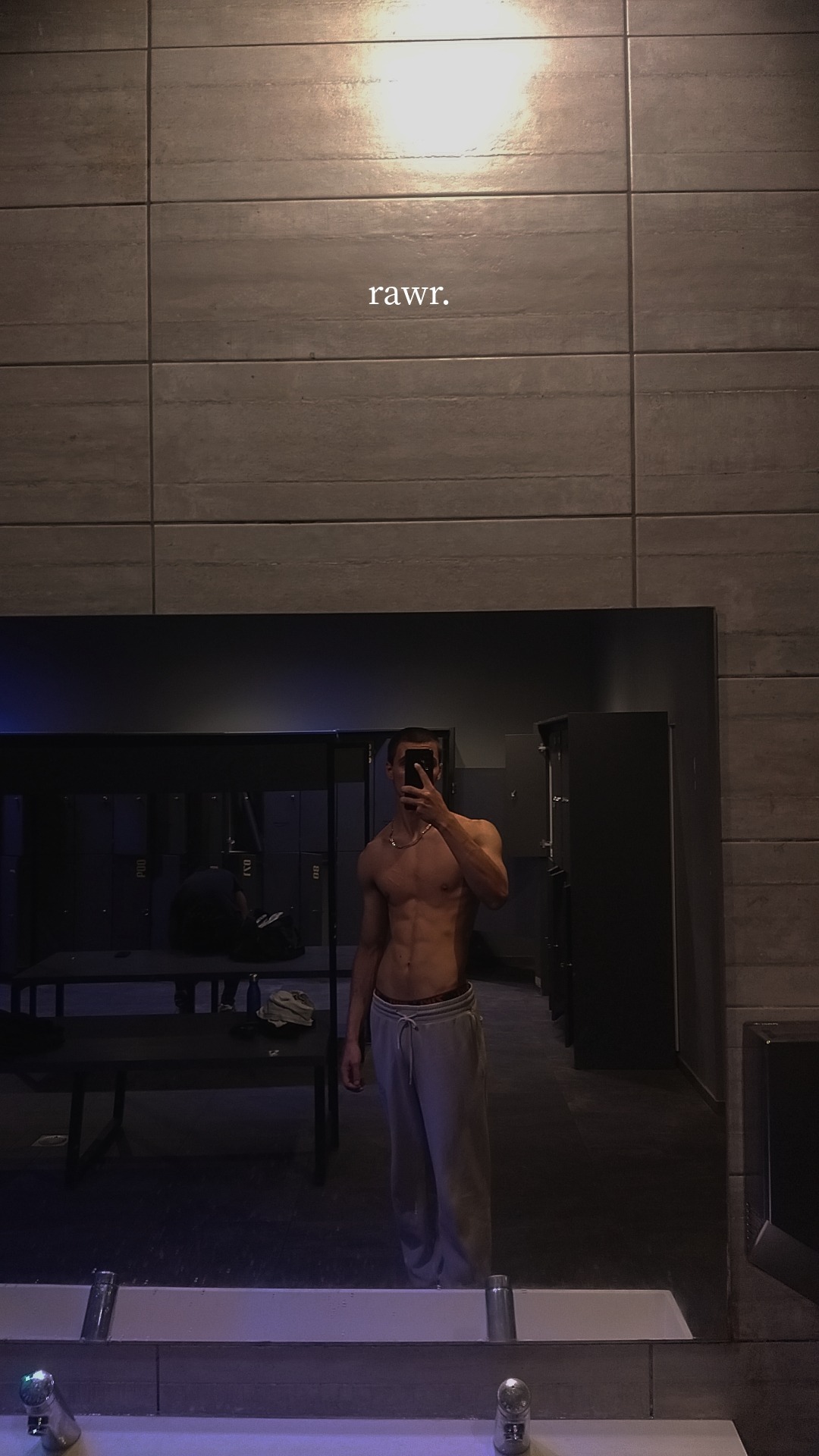 Profil de Amen, 19 ans, baise suisse à Dardin