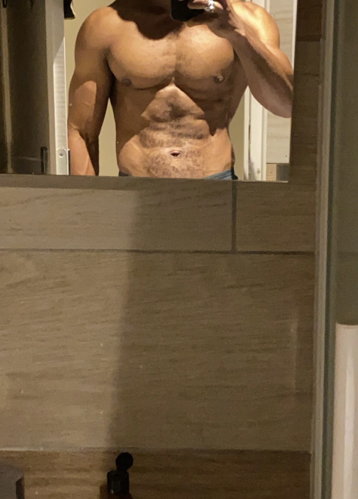 Profil de Wassime, 27 ans, baise suisse à Jenaz