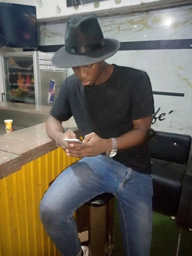 Profil de Mohamed-adam, 25 ans, baise suisse à Lenzerheide/Lai
