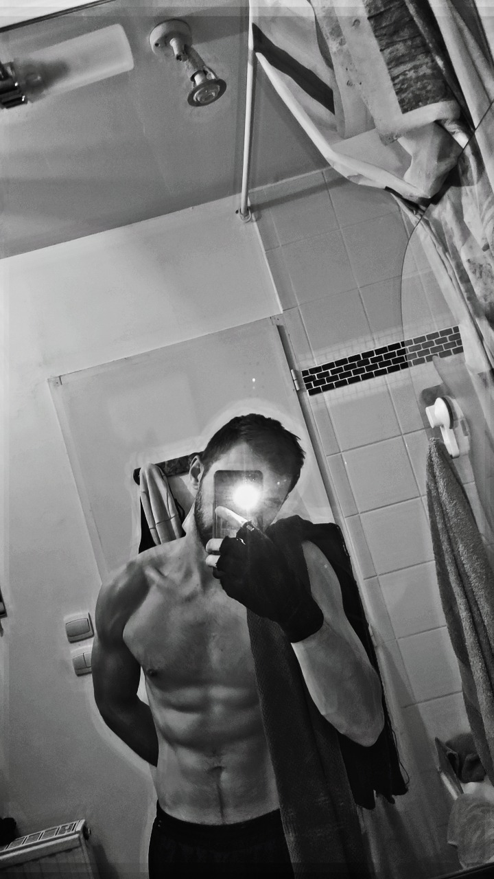 Profil de Noamane, 30 ans, baise suisse à Chexbres