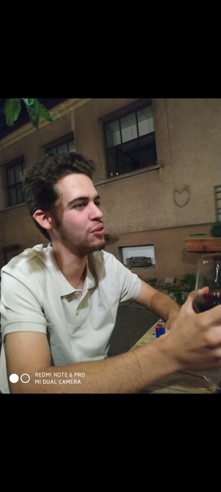 Profil de Zino, 21 ans, baise suisse à La Roche FR