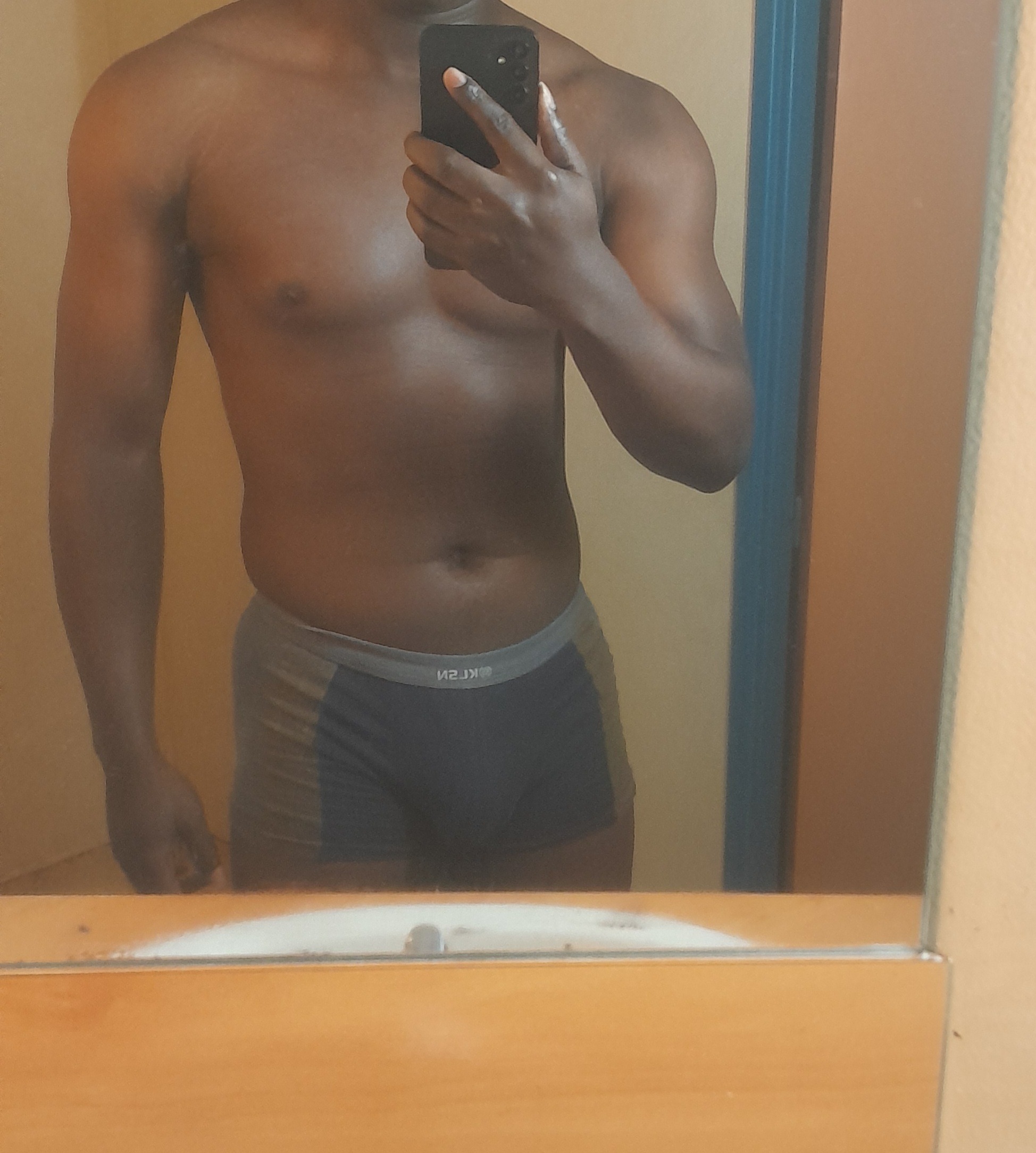 Profil de Zyad, 23 ans, baise suisse à Zezikon