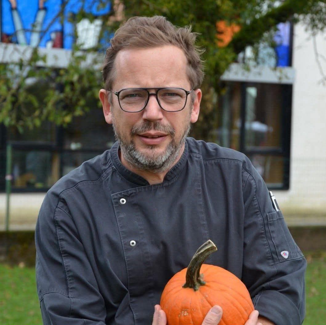 Profil de Djulian, 45 ans, baise suisse à Aefligen