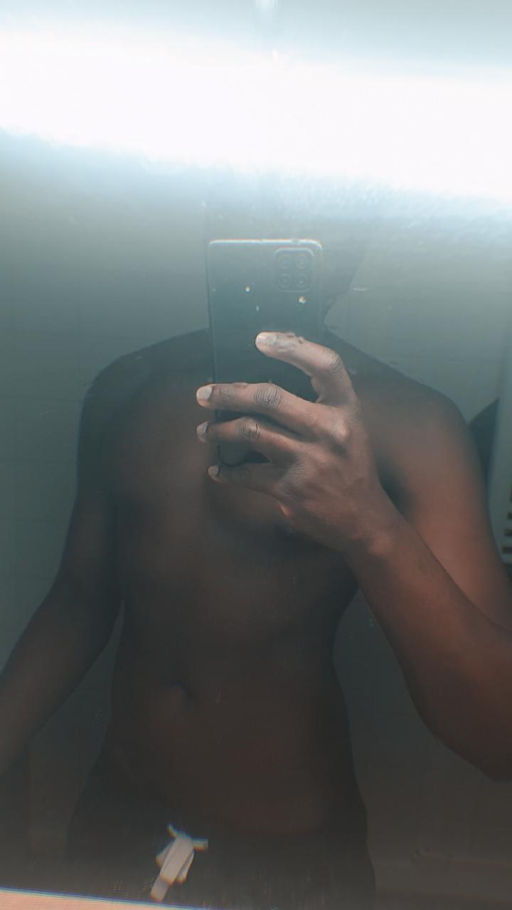 Profil de Junior, 19 ans, baise suisse à Wynau