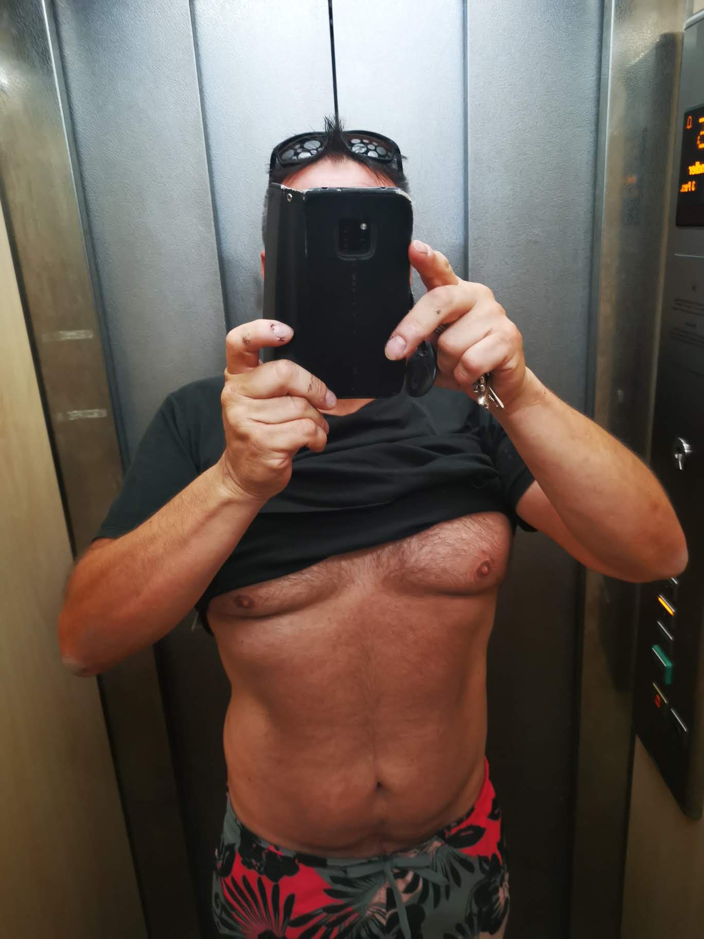 Profil de Moriba, 54 ans, baise suisse à Juf