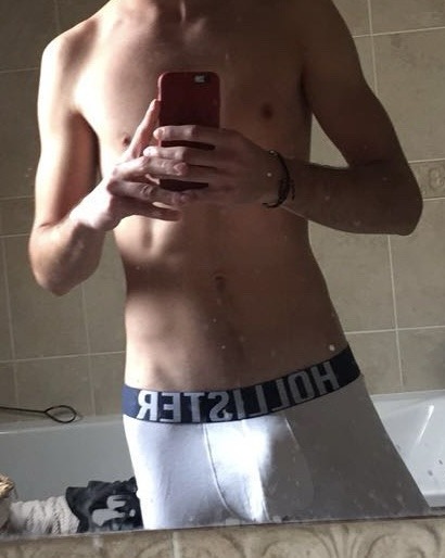 Profil de Jaroslav, 25 ans, baise suisse à Orny