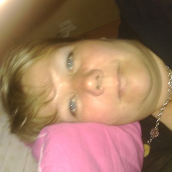 Profil de Ghilaine, 48 ans, baise suisse à Châtillens