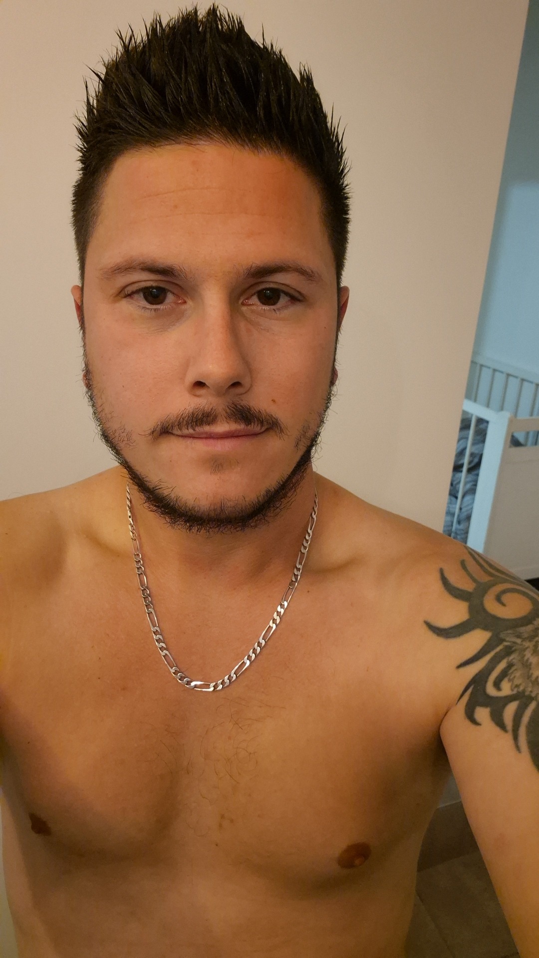 Profil de Eymerick, 33 ans, baise suisse à Furna