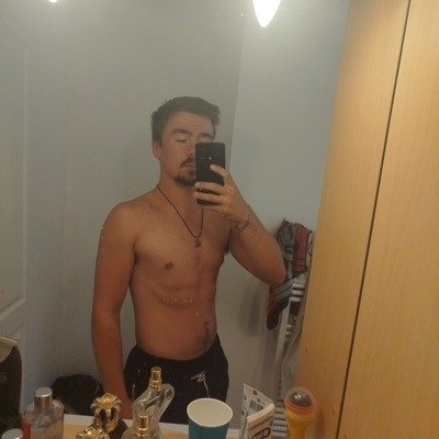 Profil de Abderezak, 24 ans, baise suisse à Yens
