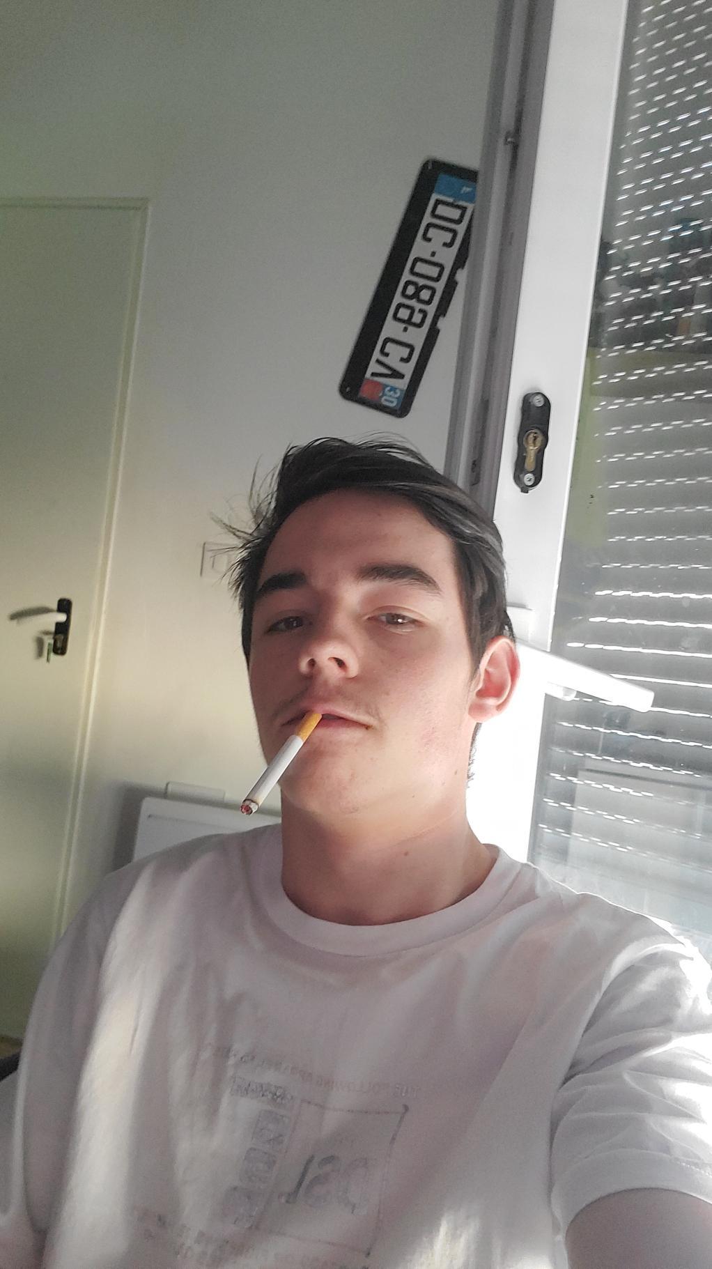 Profil de Abram, 23 ans, baise suisse à Tenna