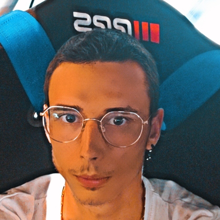 Profil de Safy, 19 ans, baise suisse à Reckingen VS